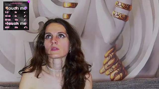 hailey peach online show from 02/22/25, 03:34