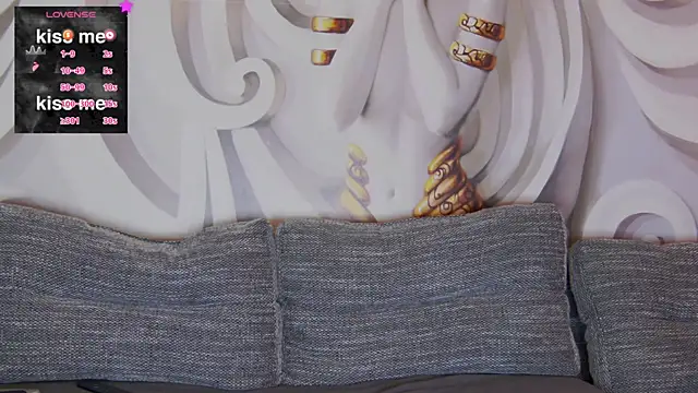 hailey peach online show from 03/07/25, 09:06