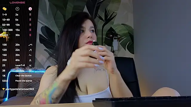 Jenna Adams  online show from 01/08/25, 04:12