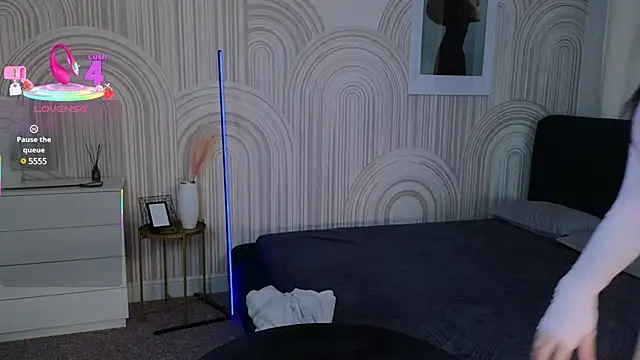 Jenna Adams  online show from 03/17/25, 01:03