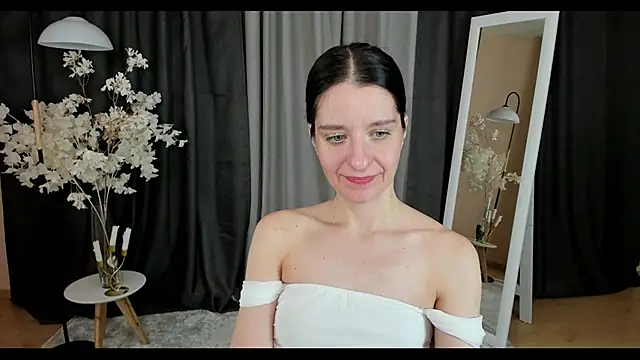 helentasty online show from 01/29/25, 12:24