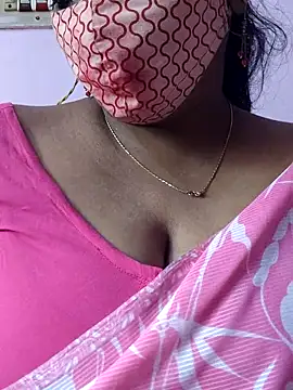 mallu-sumi online show from 11/25/25, 03:28