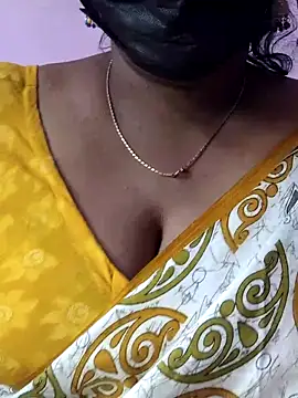 mallu-sumi online show from 12/17/25, 05:57