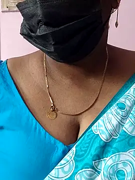 mallu-sumi online show from 04/29/26, 02:04