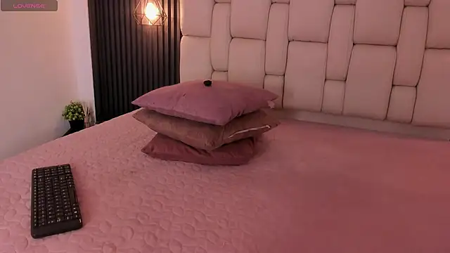 kristakinnky online show from 05/21/26, 12:56