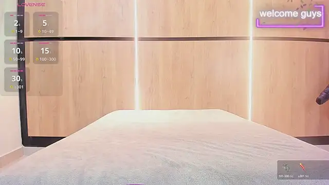 adela chase online show from 11/28/25, 03:09