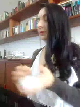 Snapshot of amellie_ros chatting on 12/09/24, 01:24 amellie ros online show from 12/09/24, 01:24