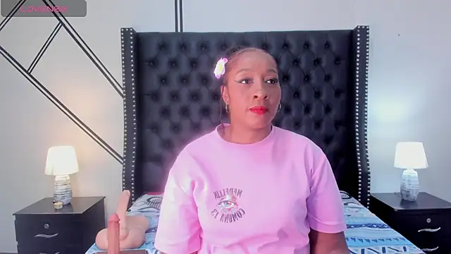 Krystal cambell1 online show from 10/03/25, 07:44