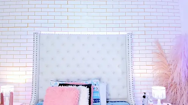 Snapshot of Krystal_cambell1 chatting on 02/10/26, 07:51 Krystal cambell1 online show from 02/10/26, 07:51