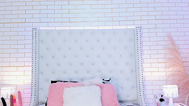 Snapshot of Krystal_cambell1 chatting on 02/25/26, 07:56 Krystal cambell1 online show from 02/25/26, 07:56