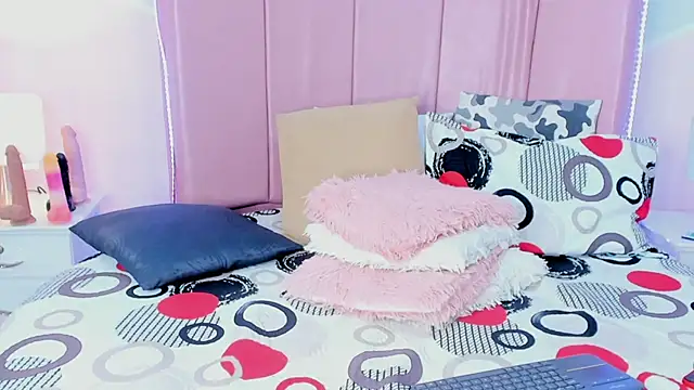 Snapshot of Krystal_cambell1 chatting on 02/28/26, 08:21 Krystal cambell1 online show from 02/28/26, 08:21