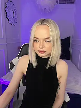 horny blondiee online show from 03/06/25, 08:30