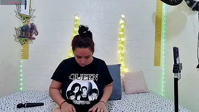 Snapshot of Mabelydani chatting on 01/29/25, 10:37 Mabelydani online show from 01/29/25, 10:37