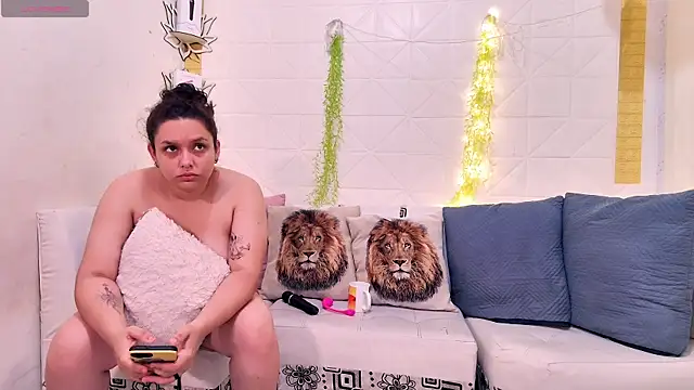 Snapshot of Mabelydani chatting on 02/28/25, 12:31 Mabelydani online show from 02/28/25, 12:31