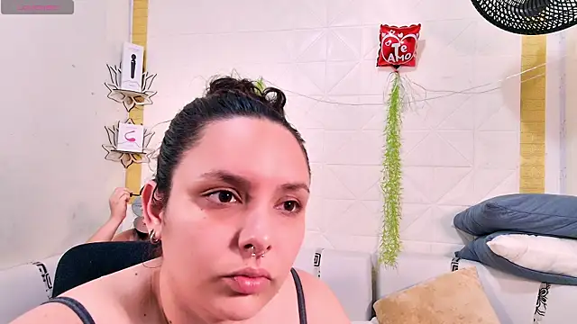 Snapshot of Mabelydani chatting on 03/17/25, 11:00 Mabelydani online show from 03/17/25, 11:00