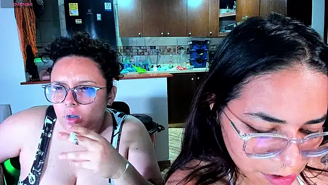 Snapshot of Mabelydani chatting on 09/17/25, 11:06 Mabelydani online show from 09/17/25, 11:06