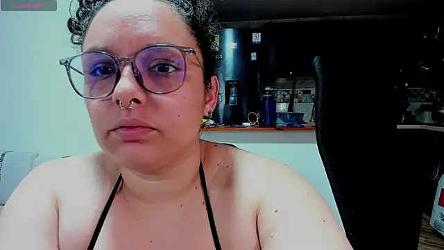 Snapshot of Mabelydani chatting on 10/08/25, 10:51 Mabelydani online show from 10/08/25, 10:51