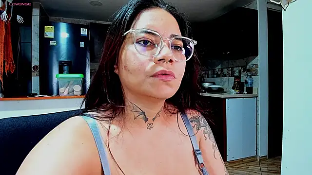 Snapshot of Mabelydani chatting on 10/10/25, 09:52 Mabelydani online show from 10/10/25, 09:52