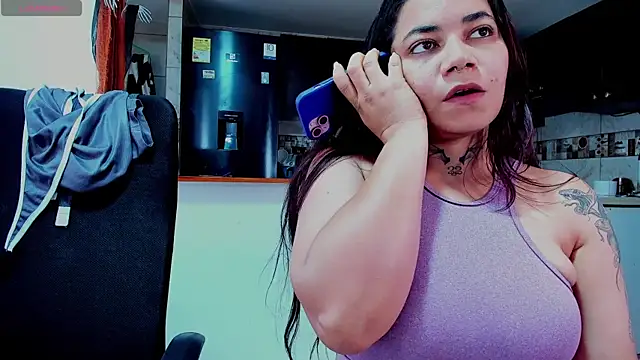 Snapshot of Mabelydani chatting on 10/10/25, 10:09 Mabelydani online show from 10/10/25, 10:09