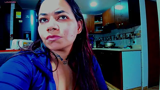 Snapshot of Mabelydani chatting on 10/23/25, 10:41 Mabelydani online show from 10/23/25, 10:41