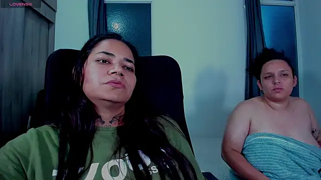 Snapshot of Mabelydani chatting on 11/23/25, 10:42 Mabelydani online show from 11/23/25, 10:42