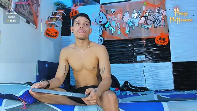 Friendsofeverything  online show from 10/22/25, 12:49