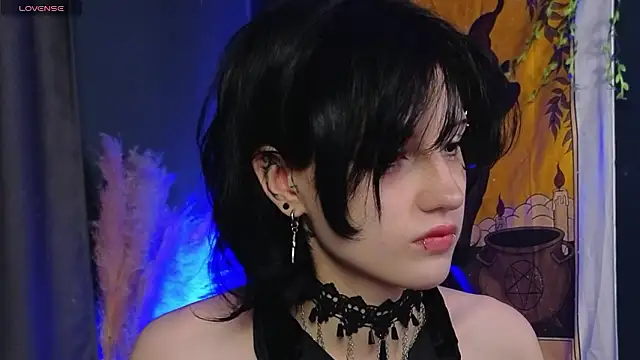 Snapshot of dark_vamp_ chatting on 12/06/24, 09:02 dark vamp  online show from 12/06/24, 09:02