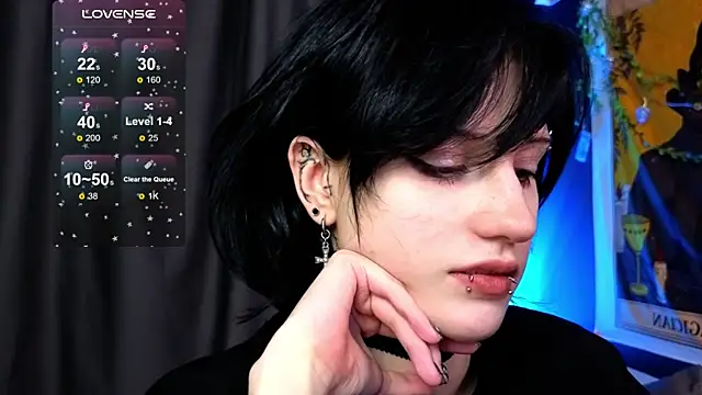 Snapshot of dark_vamp_ chatting on 12/19/24, 12:24 dark vamp  online show from 12/19/24, 12:24