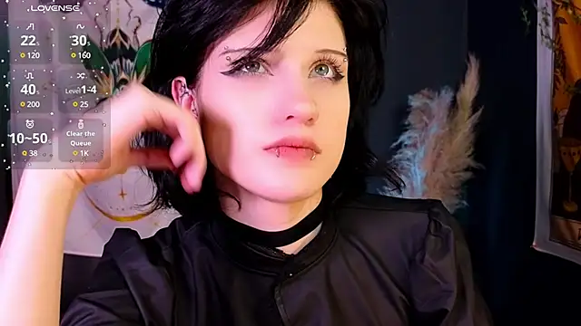 Snapshot of dark_vamp_ chatting on 01/15/25, 05:05 dark vamp  online show from 01/15/25, 05:05