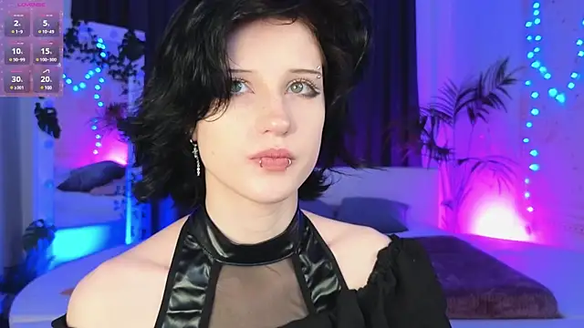 Snapshot of dark_vamp_ chatting on 01/17/25, 11:38 dark vamp  online show from 01/17/25, 11:38