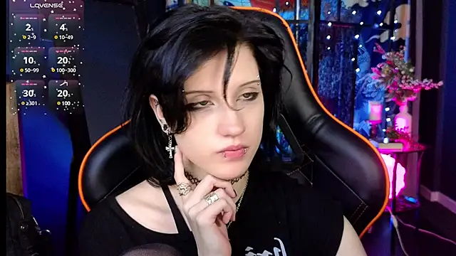 Snapshot of dark_vamp_ chatting on 02/14/25, 04:15 dark vamp  online show from 02/14/25, 04:15