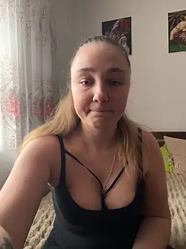 Snapshot of Joannakiss chatting on 02/07/26, 11:47 Joannakiss online show from 02/07/26, 11:47