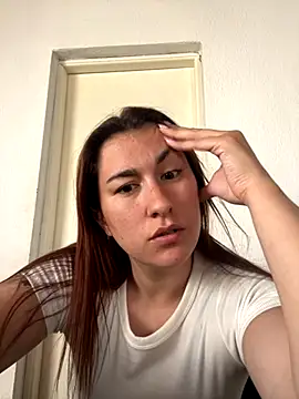 Snapshot of Constanzahud chatting on 09/17/25, 07:04 Constanzahud online show from 09/17/25, 07:04