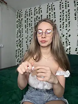 Kitty Katrine online show from 02/23/25, 01:53