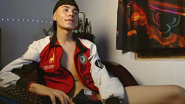 Snapshot of Im_juanda chatting on 12/13/24, 08:26 Im juanda online show from 12/13/24, 08:26