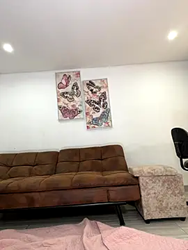 dolcebella online show from 09/20/25, 03:13