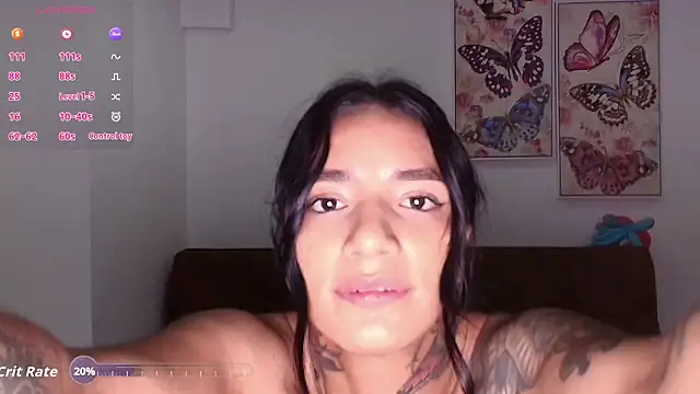 Snapshot of dolcebella chatting on 02/25/26, 04:33 dolcebella online show from 02/25/26, 04:33