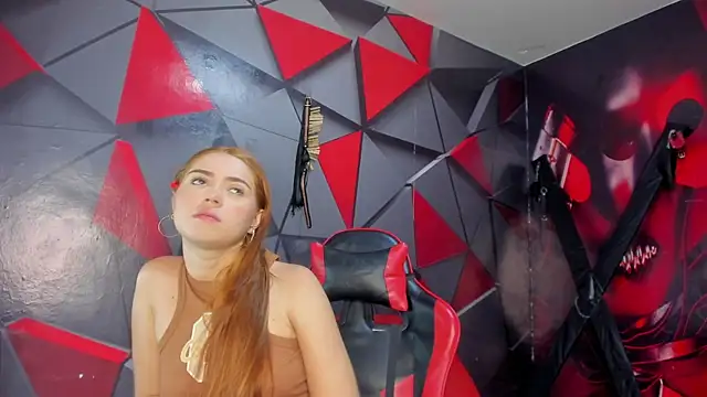 Hana and Zeta online show from 11/18/25, 12:09