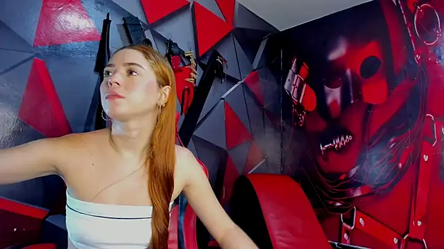 Hana and Zeta online show from 12/17/25, 12:22