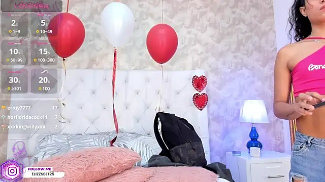 Snapshot of Eliza_Thaylor__ chatting on 02/26/25, 11:41 Eliza Thaylor online show from 02/26/25, 11:41