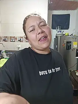 Snapshot of ZuriandAlex chatting on 03/13/26, 01:23 ZuriandAlex online show from 03/13/26, 01:23