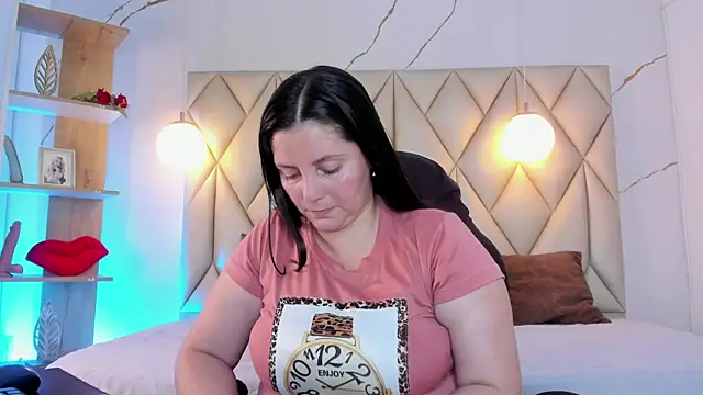 angelswets online show from 06/18/26, 02:43