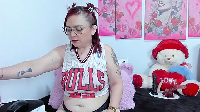 fresahot2024 online show from 06/10/26, 09:46