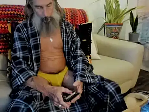 Snapshot of mindphu_k chatting on 11/01/25, 12:34 mindphu k online show from 11/01/25, 12:34