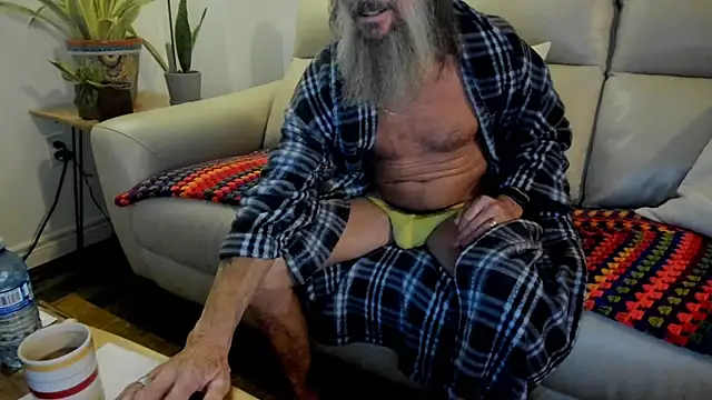 Snapshot of mindphu_k chatting on 11/10/25, 12:20 mindphu k online show from 11/10/25, 12:20