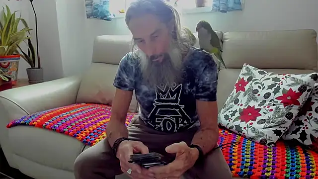 mindphu k online show from 12/17/25, 08:48