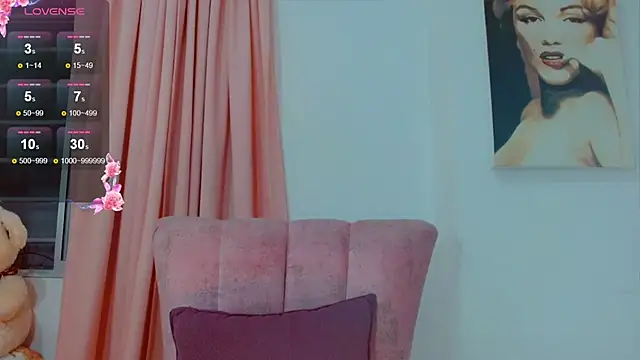 Snapshot of bimbocurvysex chatting on 02/21/26, 12:22 bimbocurvysex online show from 02/21/26, 12:22