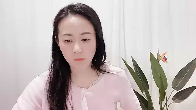 Snapshot of fanfan-FF chatting on 02/23/25, 10:06 fanfan-FF online show from 02/23/25, 10:06