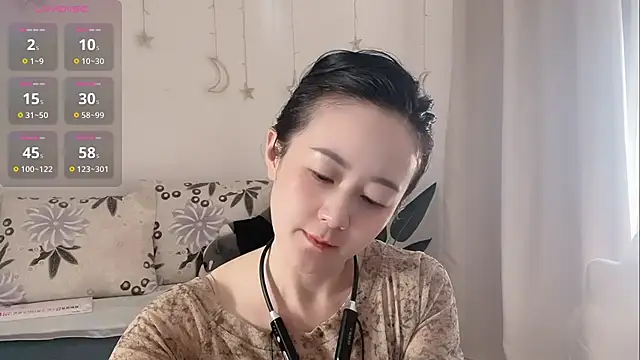 Snapshot of fanfan-FF chatting on 09/26/25, 07:23 fanfan-FF online show from 09/26/25, 07:23