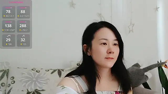 Snapshot of fanfan-FF chatting on 09/27/25, 07:13 fanfan-FF online show from 09/27/25, 07:13